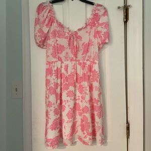 pink floral dress! (women’s size small)
